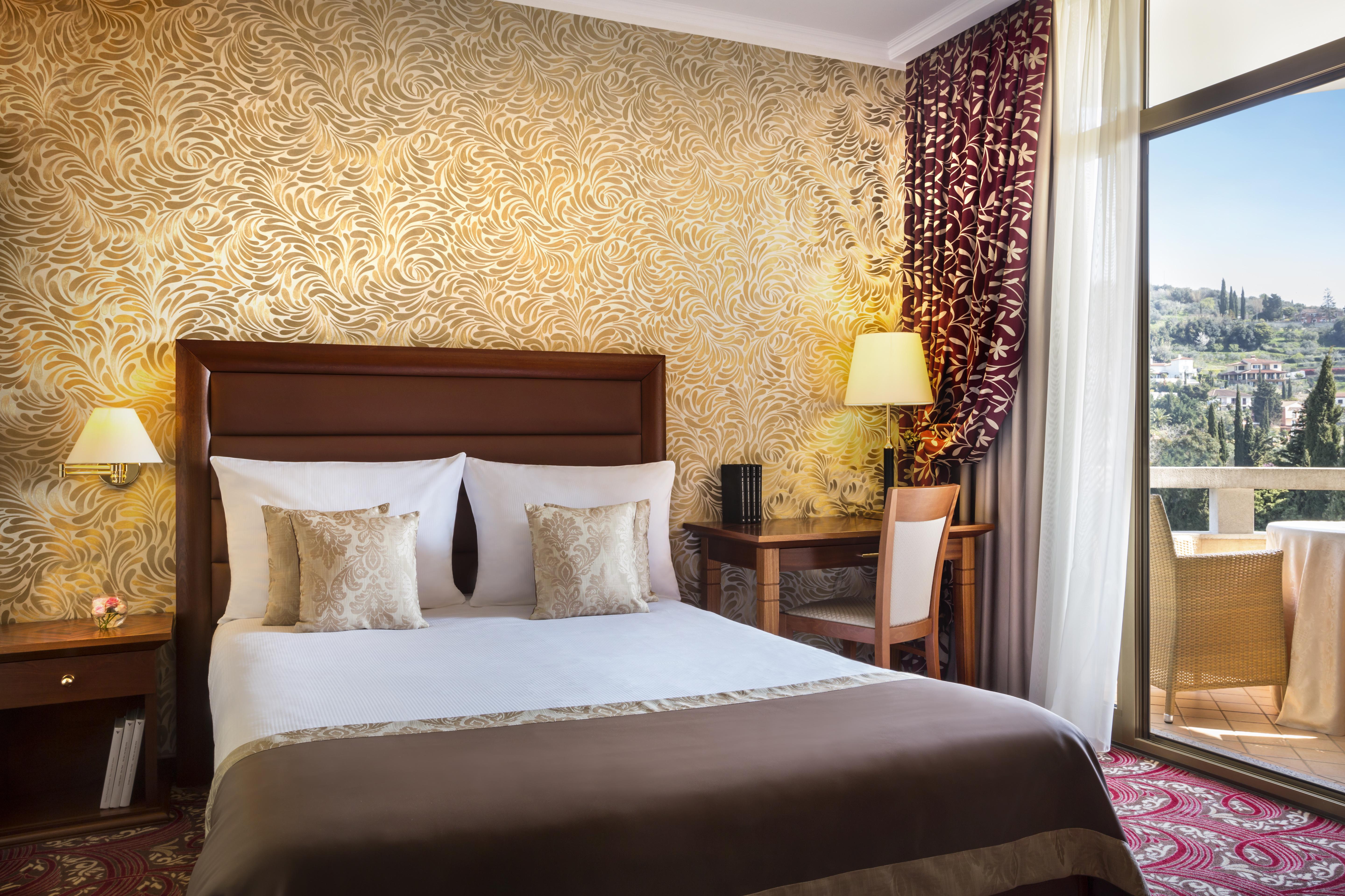 Remisens Hotel Metropol Portoroz Exterior photo Deluxe room