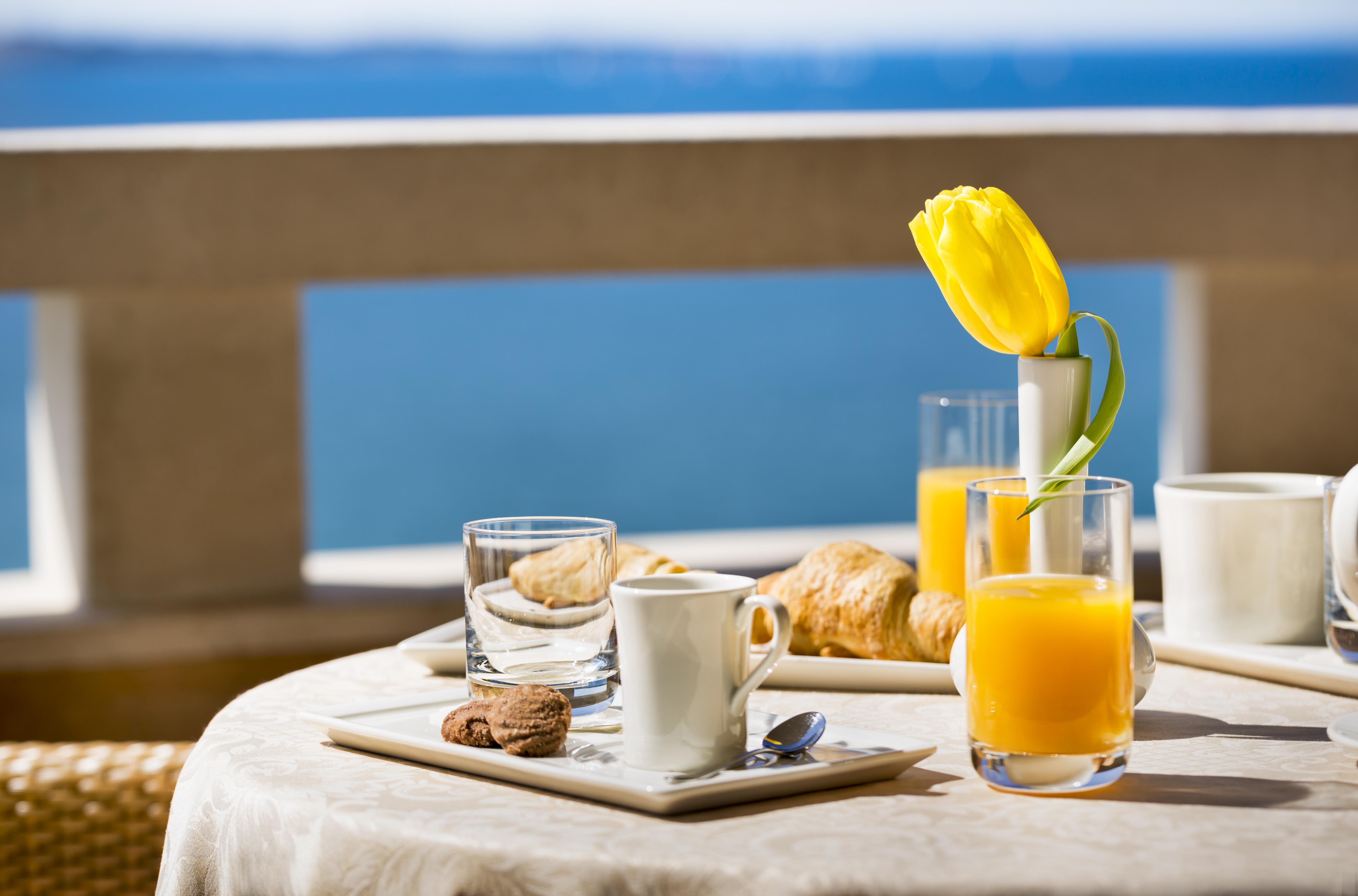 Remisens Hotel Metropol Portoroz Exterior photo A continental breakfast