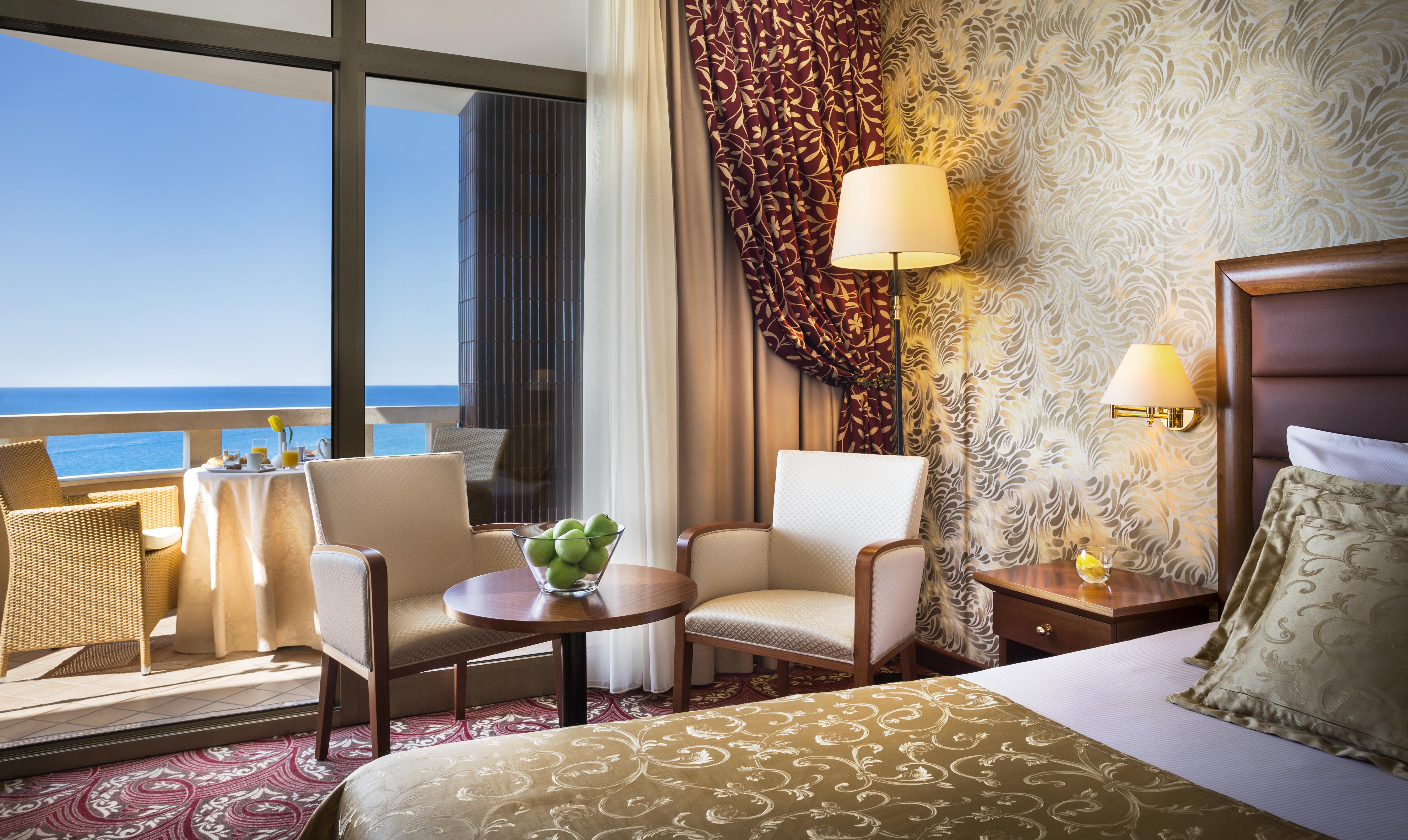 Remisens Hotel Metropol Portoroz Exterior photo A room at the hotel