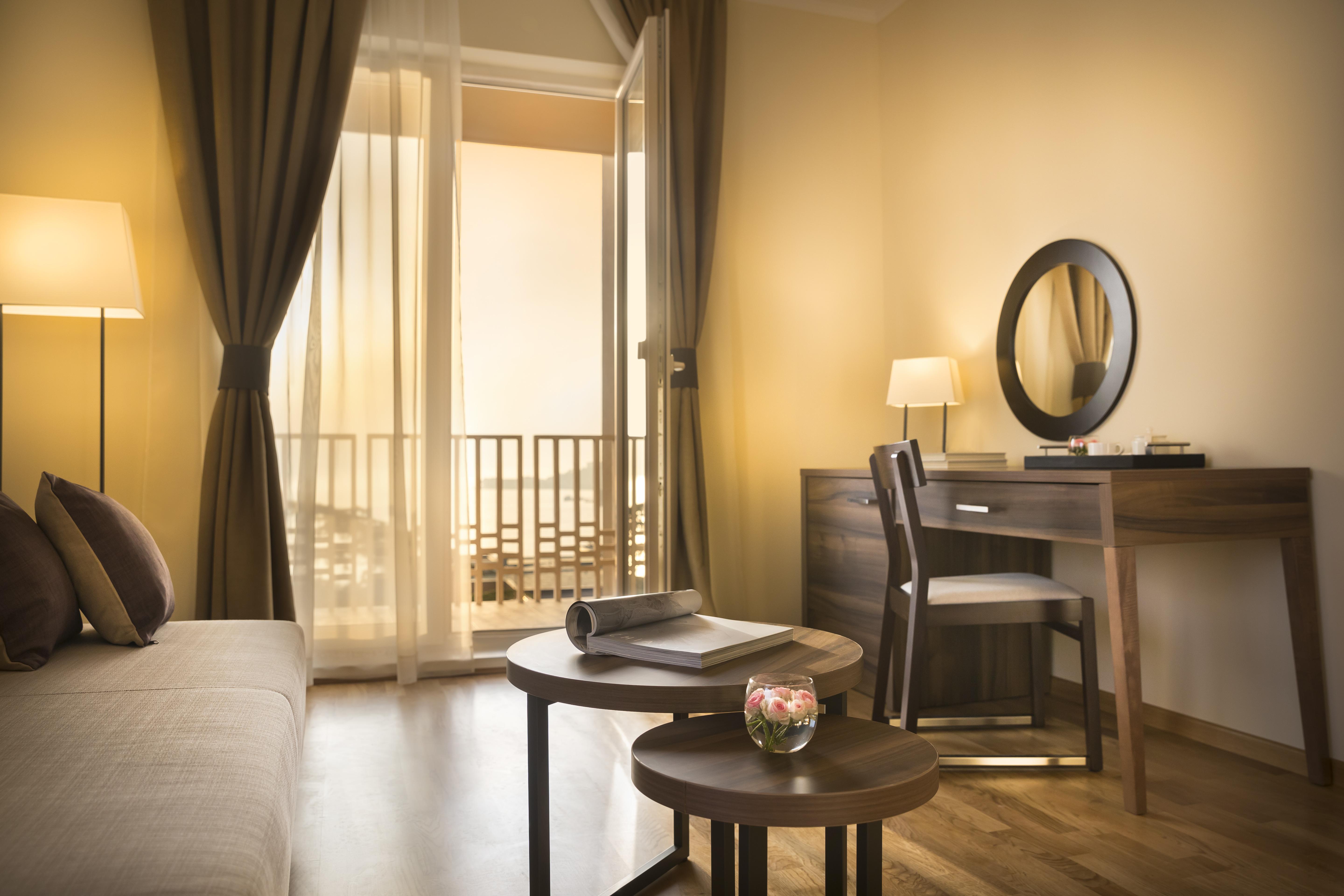 Remisens Hotel Metropol Portoroz Exterior photo Deluxe Room