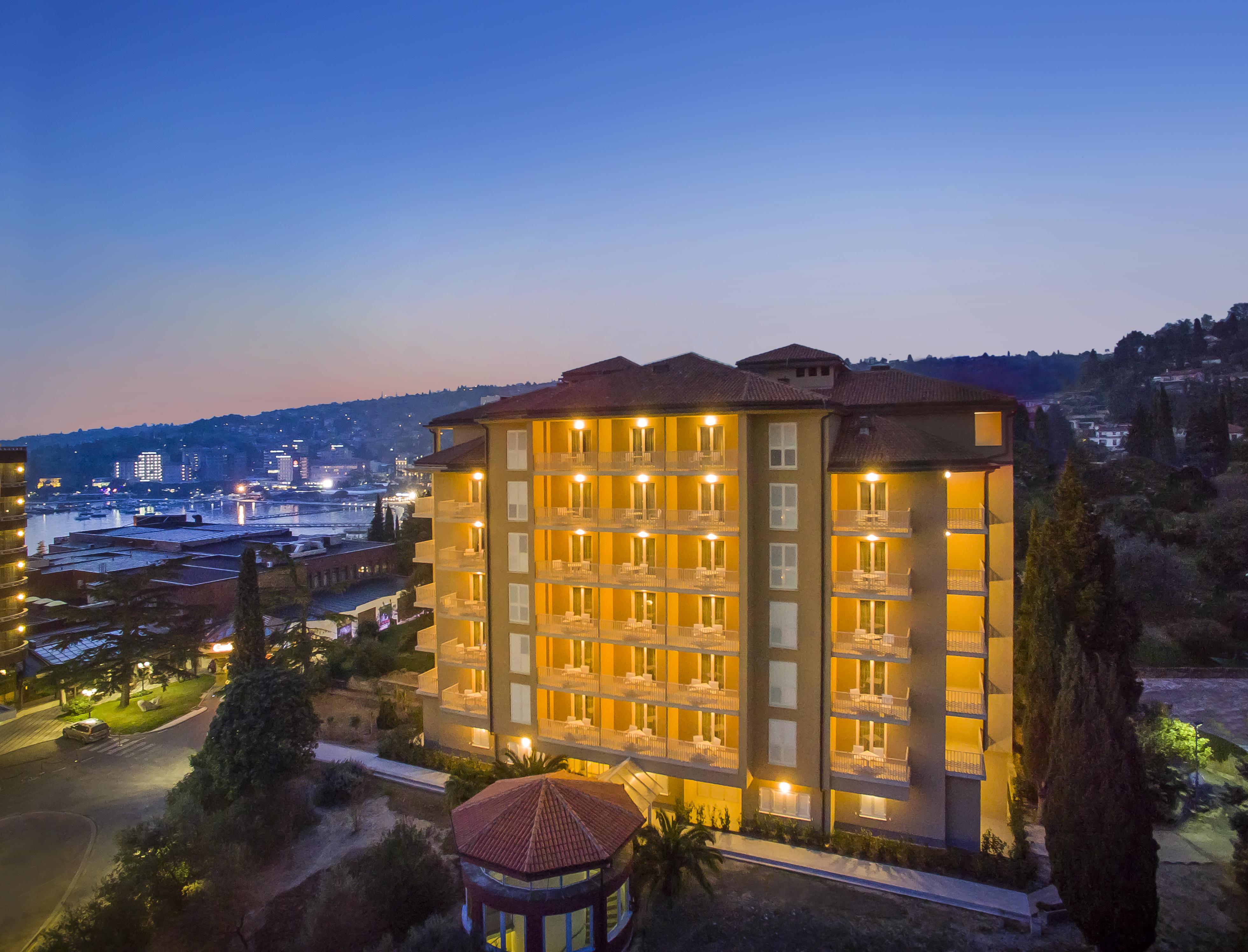 Remisens Hotel Metropol Portoroz Exterior photo The new residence halls at the University of Haifa