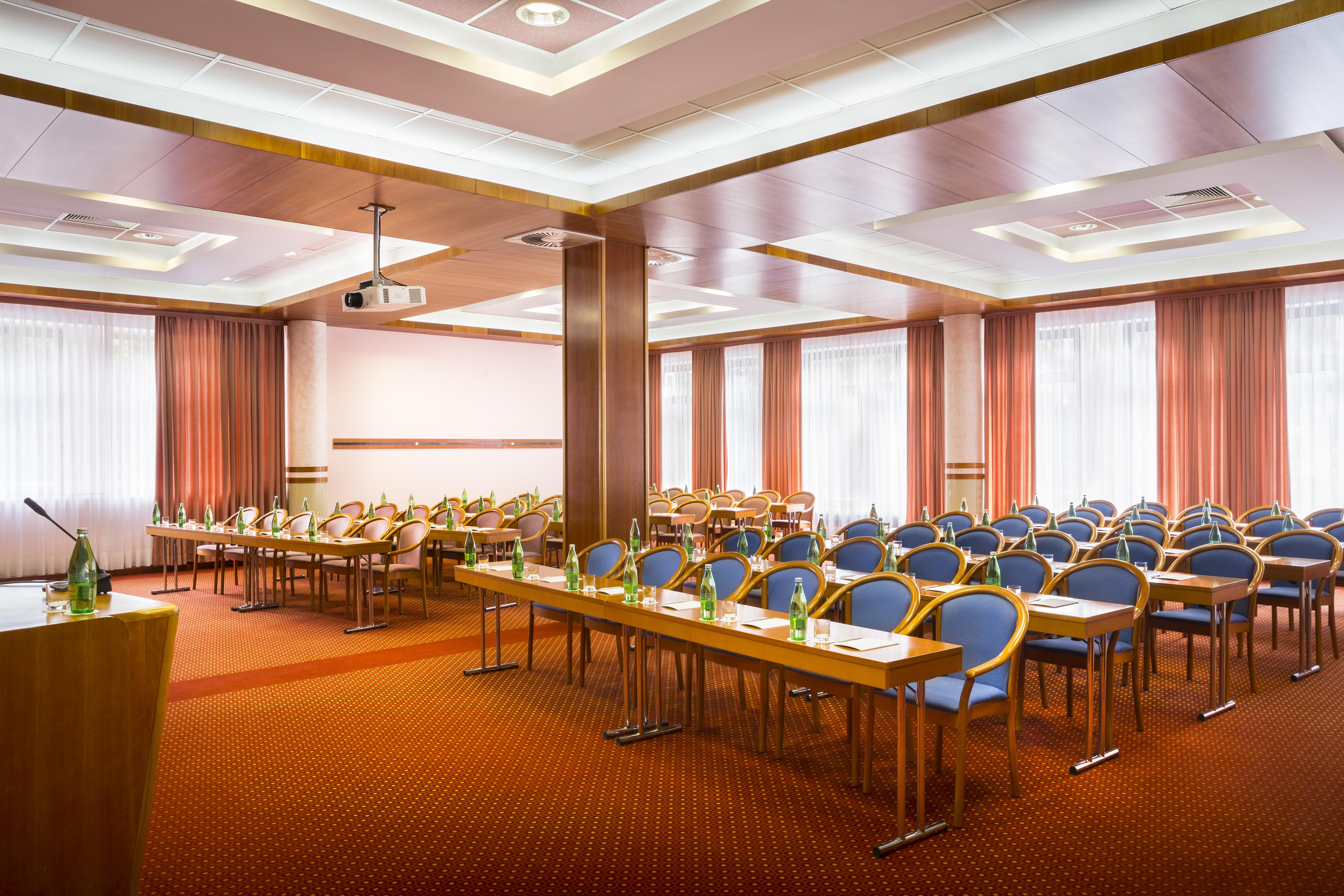Remisens Hotel Metropol Portoroz Exterior photo Meeting room