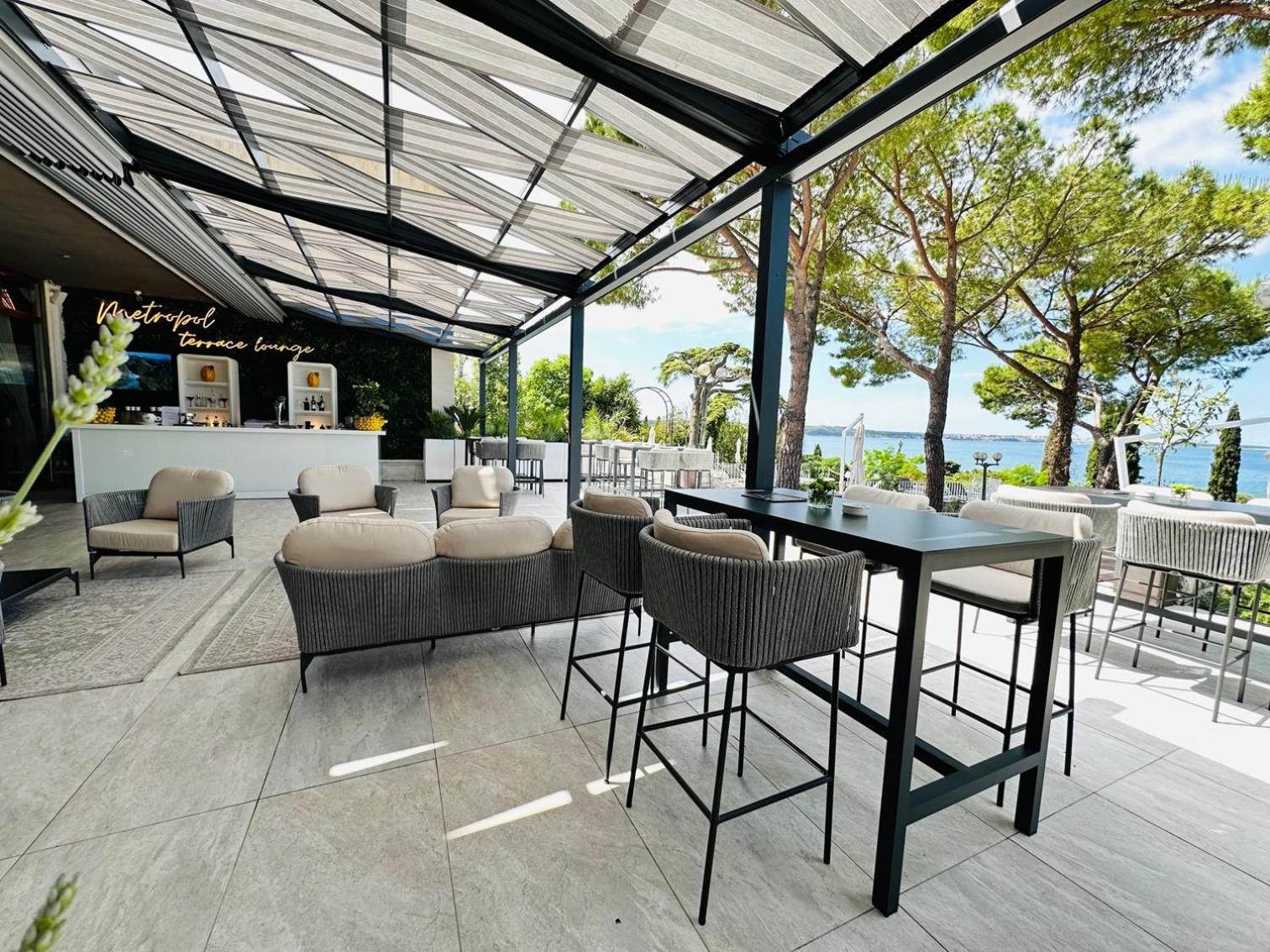 Remisens Hotel Metropol Portoroz Exterior photo The Beach Club